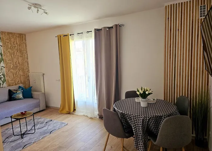 Appartamento Paradise Near Downtown & Free Parking - Local Bike
